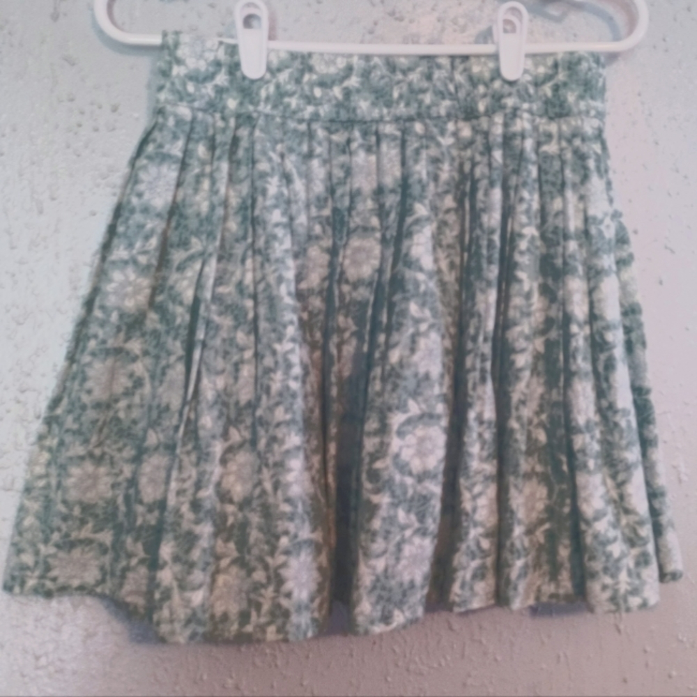 American Eagle Outfitters skirt,  M, Jade and White